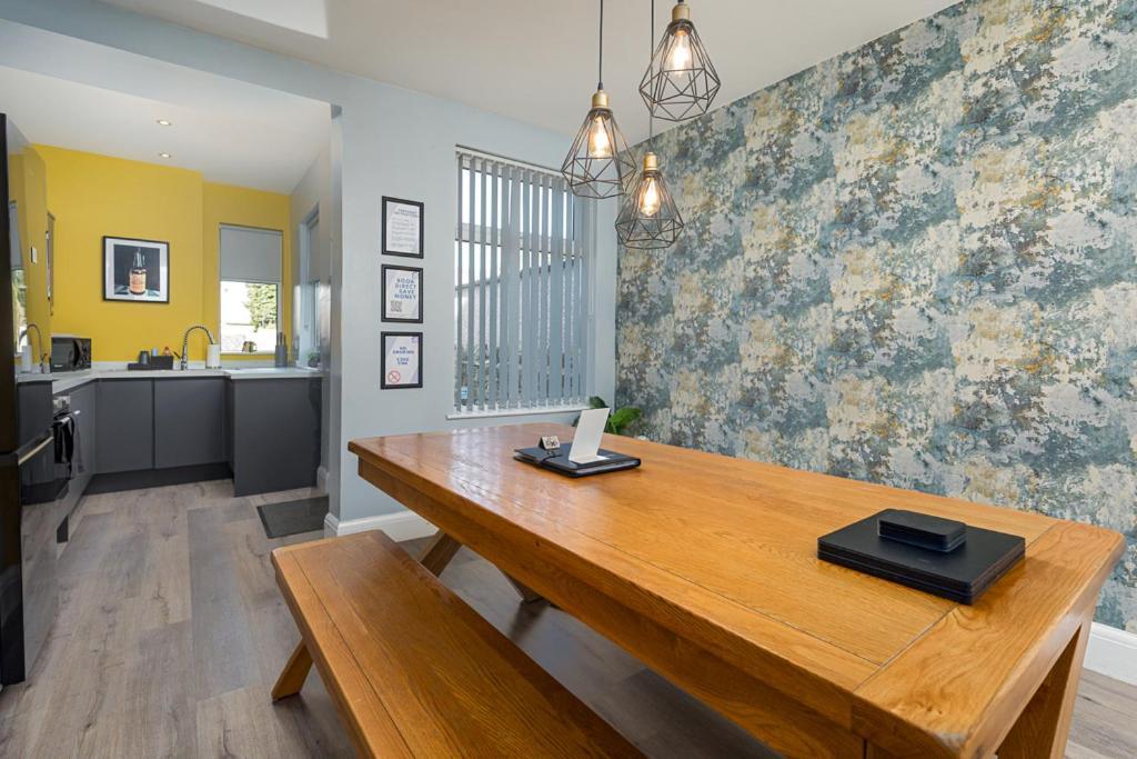 Modern Comfort-Family-Friendly-Near City & Peaks Шефилд Экстерьер фото