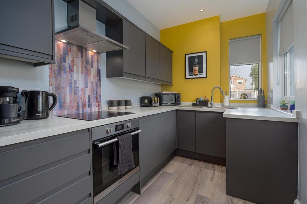 Modern Comfort-Family-Friendly-Near City & Peaks Шефилд Экстерьер фото