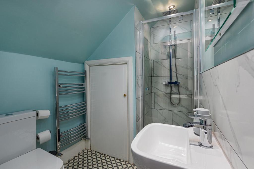 Modern Comfort-Family-Friendly-Near City & Peaks Шефилд Экстерьер фото